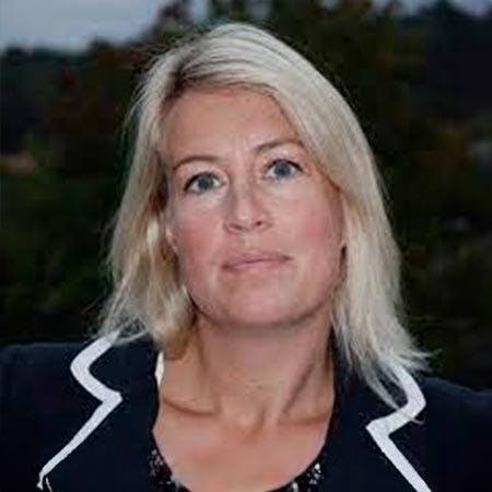 Christina Falk er CEO for Transcendent Groups kontorer i Göteborg og Malmö samt Senior Konsulent med speciale inden for informationssikkerhed og cyber security. Christina har mere end 20 års erfaring