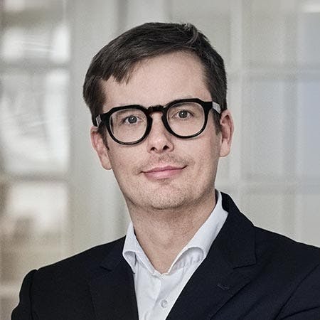 Jørgen Bek Weiss Hansen er advokat og partner hos Lassen Ricard. Han har særlige kompetencer inden for finansiering, transaktioner, selskabsret, immaterialret, retssager, og almindelig obligationsret.