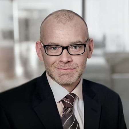 Jakob Hermansen Jakob Hermansen er Chief Risk Officer hos Arbejdernes Landsbank.