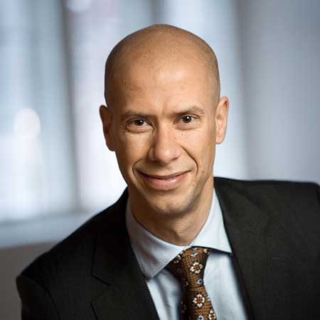 Rasmus Feldthusen Rasmus Kristian Feldthusen er professor og fagansvarlig på Københavns Universitet for skatteretsfagene. Rasmus Kristian Feldthusen forsker i dansk og international fondsret samt generationsskifte.