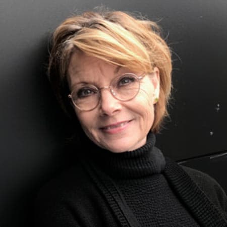 Helle Baker Norden Head of Projects, Climate Adaptation and Urban Development - The Climate City and Harbor projects
Helle Baker Norden, arkitekt MAA, er uddannet fra arkitektskolerne i Dublin og Aarhus.