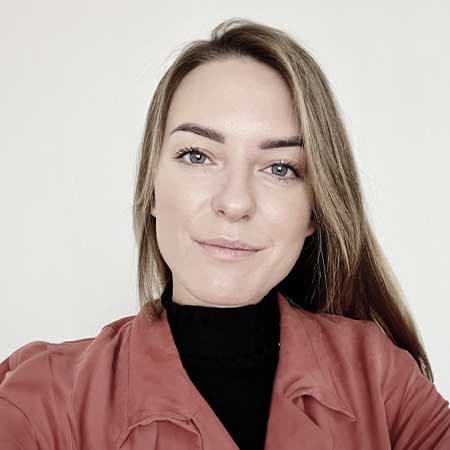 Silvestra Cummings Silvestra Cumming er Global data Protection Manager hos Hempel. Hun er tidligere Privacy Lead hos Vinted / Kledierkreisel og Data Protection Manger hos Wunderman Thompson. Silvestra Cumming er specialist i GDPR og udvikling af data compliance-programmer.