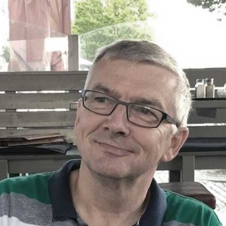 Hardy-Djurhuus Hardy Djurhuus er CEO for Ferle, som er en klinik for rusmiddeltestning. Hardy startede Ferle op tilbage i 1995 og de nu har over 1200 kunder i Norden.