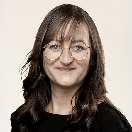 Camilla Fabricius Camilla Fabricius er Socialordfører, medlem af Europarådets parlamentariske forsamling samt kvindesygdomme og ordfører for §71 udvalget.