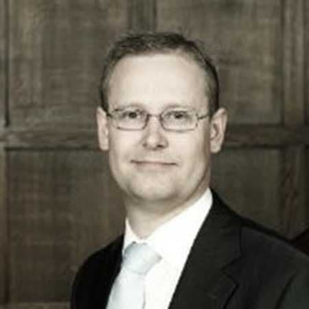 Bertil From Bertil From er CEO og Founder hos From Capital Management, som består af From Real Return Fund og From Capital Advisory. From Capital Management blev etableret i 2022.