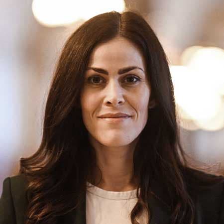 Mette Thiesen Mette Thiesen er socialordfører, næstformand og folketingsmedlem for Dansk Folkeparti og har været det siden februar 2023.