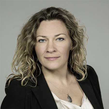 Mie Marcussen Mie er ekstern lektor på Masteruddannelsen i Mediation på Københavns Universitet, hvor hun også underviser jurastuderende i mediation. Fra 2007 har hun drevet virksomheden Marcussen & Company – en virksomhed, der er ekspert i konflikter og mediation.