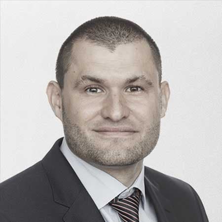 Jesper Husmer Vang Jesper Husmer Vang er specialiseret i og har arbejdet intensivt med persondataret siden 2006. Før sin ansættelse i Plesner har Jesper bl.a. arbejdet sammenlagt ni år i Datatilsynet, hvor han de sidste to år var kontorchef i Datatilsynets tilsynsenhed.