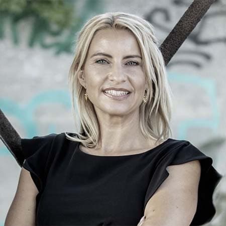 LOUISE LUXHØI