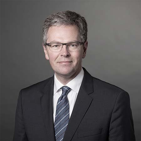 HENRIK SAUGMANDSGAARD ØE