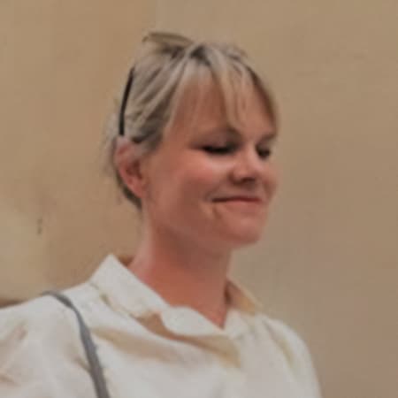 Ida Helene Asmussen Med en bred viden om konflikter, processer og forebyggelse bygger Idas forskning og undervisning bro til en række andre juridiske fag som familieret, forvaltningsret, sundhedsret, straffeproces og kriminologi.