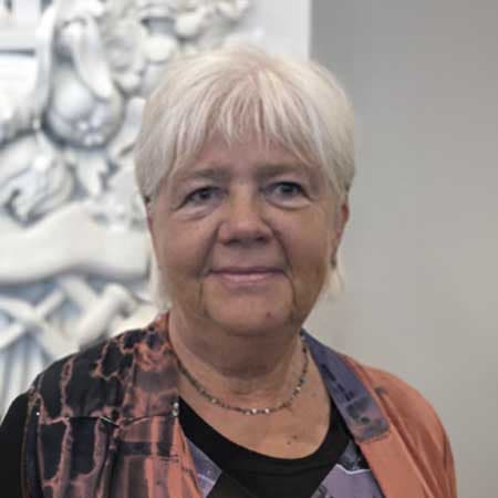 Bente Boserup Bente Boserup er forperson hos Børnerådet og har været det siden 15. august 2023. Bente Boserup er uddannet lærer og familieterapeut og var i 2001-2015 chef for BørneTelefonen under Børns Vilkår. Hun har ligeledes været seniorkonsulent i Børns Vilkår.