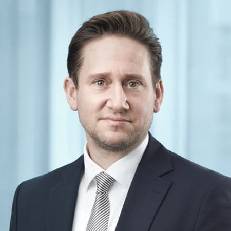 Daniel Markussen Daniel er specialiseret i ansættelsesret og GDPR og har i en årrække rådgivet virksomheder, faglige organisationer, direktører og lønmodtagere indenfor disse specialeområder.