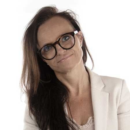 Henriette Brandstrup er direktør og ejer af cybersikkerhedsvirksomheden CyberWorks. Her hjælper hun virksomheder og organisationer med konsulentopgaver inden for cybersikkerhed. Henriette taler ofte ved cyber sercurity og datasikkerheds-konferencer.