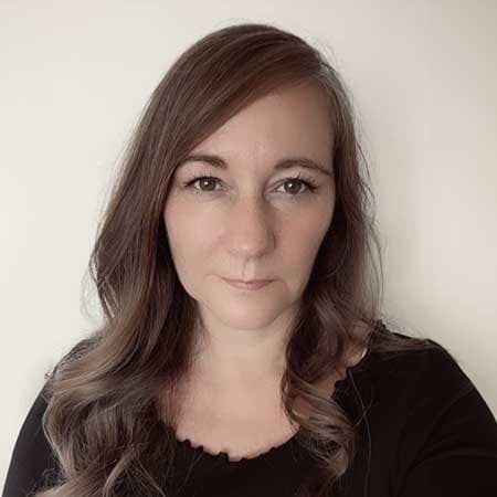 Louise Knudsen
