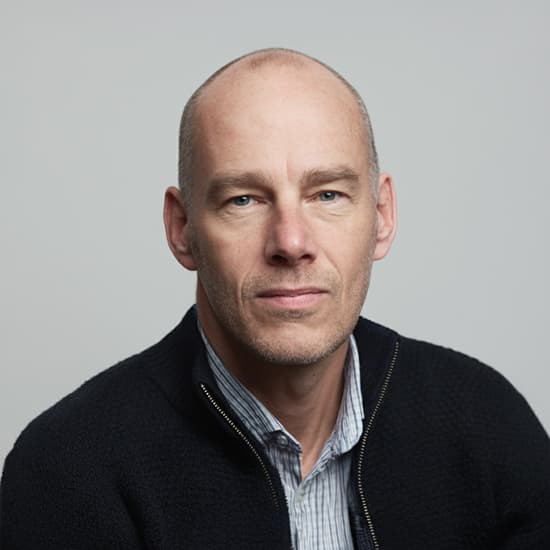 Claus Hjorth Claus Hjorth er sekretariatschef hos Rådet for Digital Sikkerhed og har været det siden maj 2023.