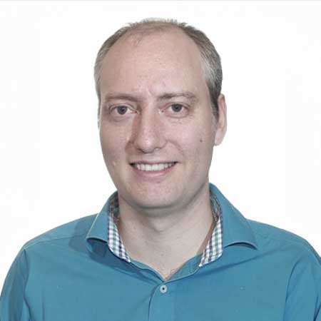 Jesper Moltrup-Nielsen Jesper Moltrup-Nielsen er ledende chefkonsulent på kontoret for Arbejde og Indkomst hos Danmarks Statistik. Her arbejder Jesper med udarbejdelse af forskellige typer lønindeks.