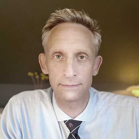 Nikolas Kühn Hove