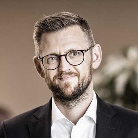 Kim Christian Højmark er specialiseret inden for miljøret, planlægning og energi.